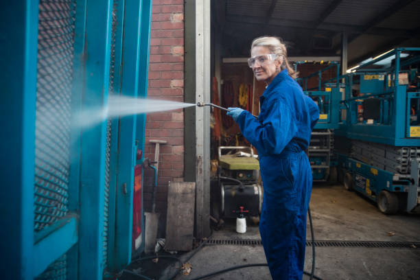 Best Pressure Washing Contractors  in Parkville, MD